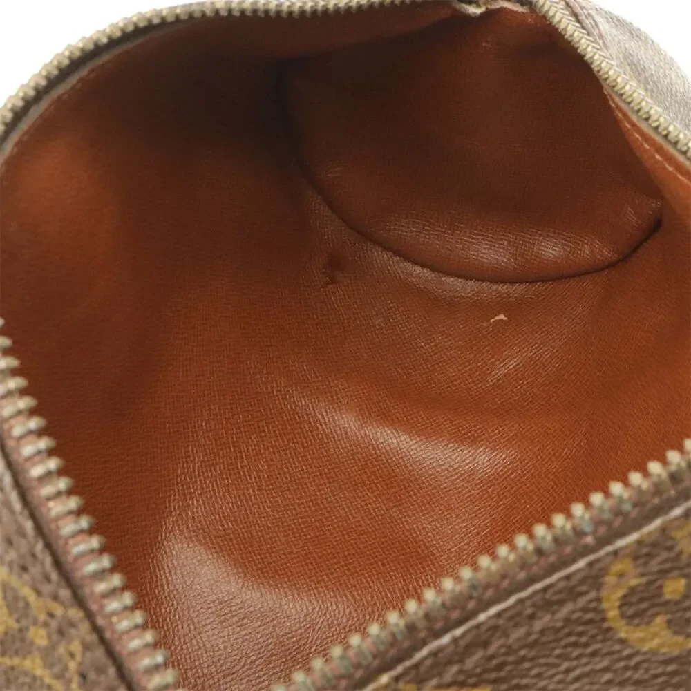 Louis Vuitton Papillon 22 Handbag